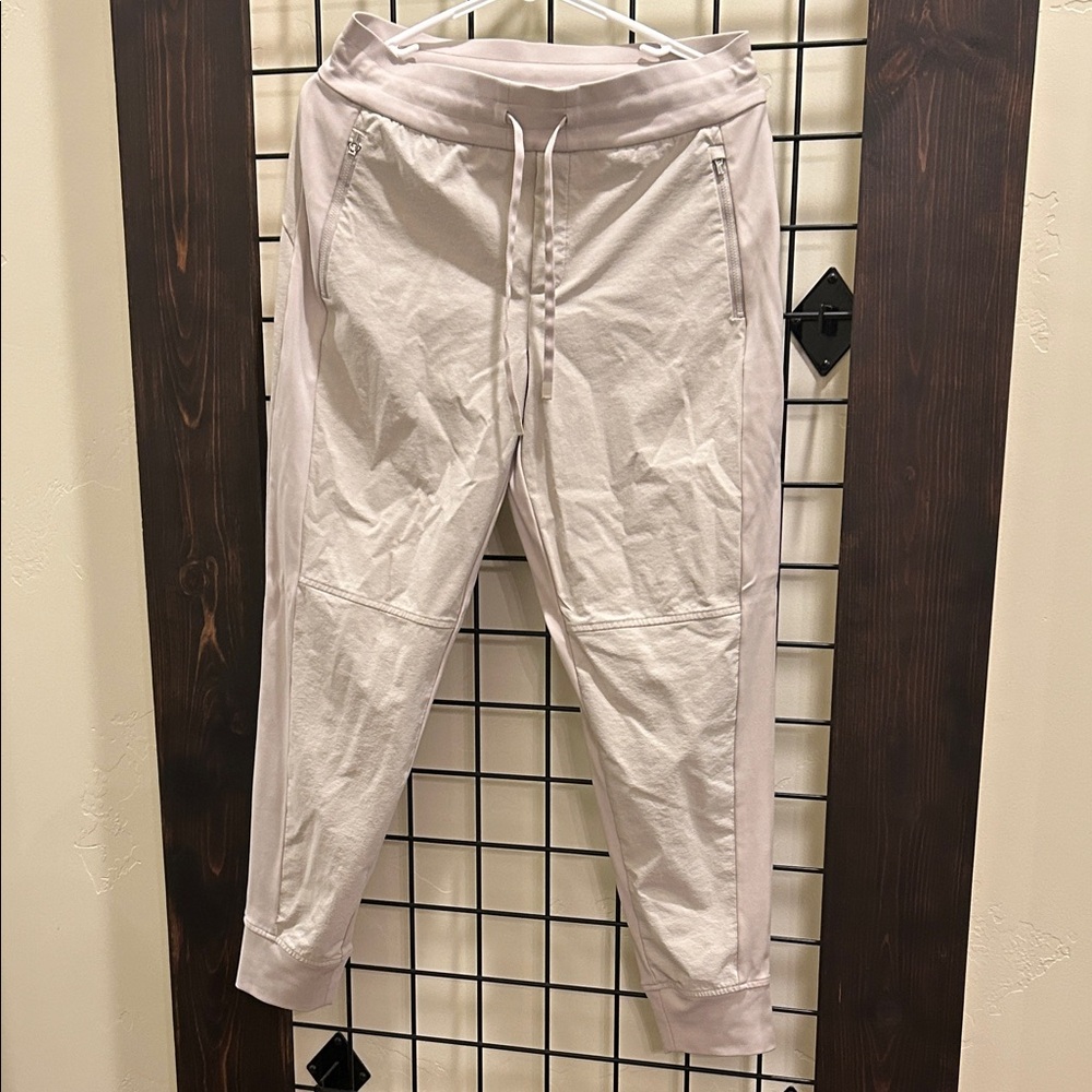 Athleta Women's Oyster colored Joggers